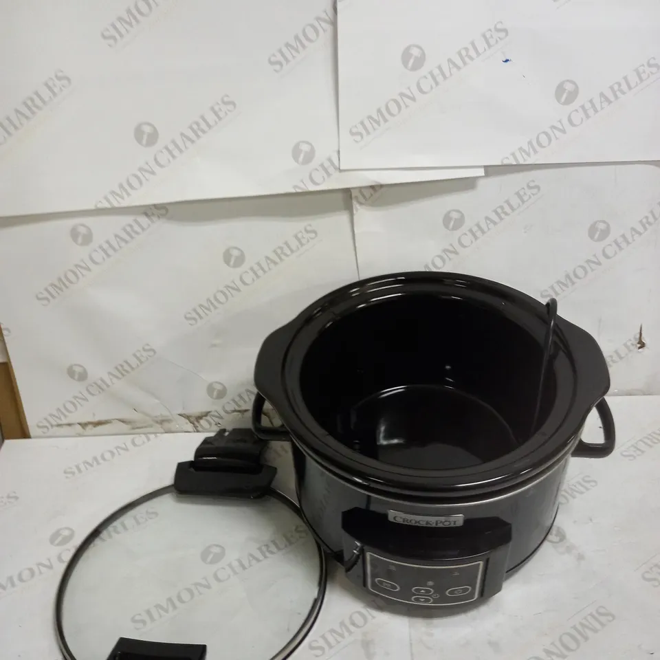CROCK POT SLOW COOKER 
