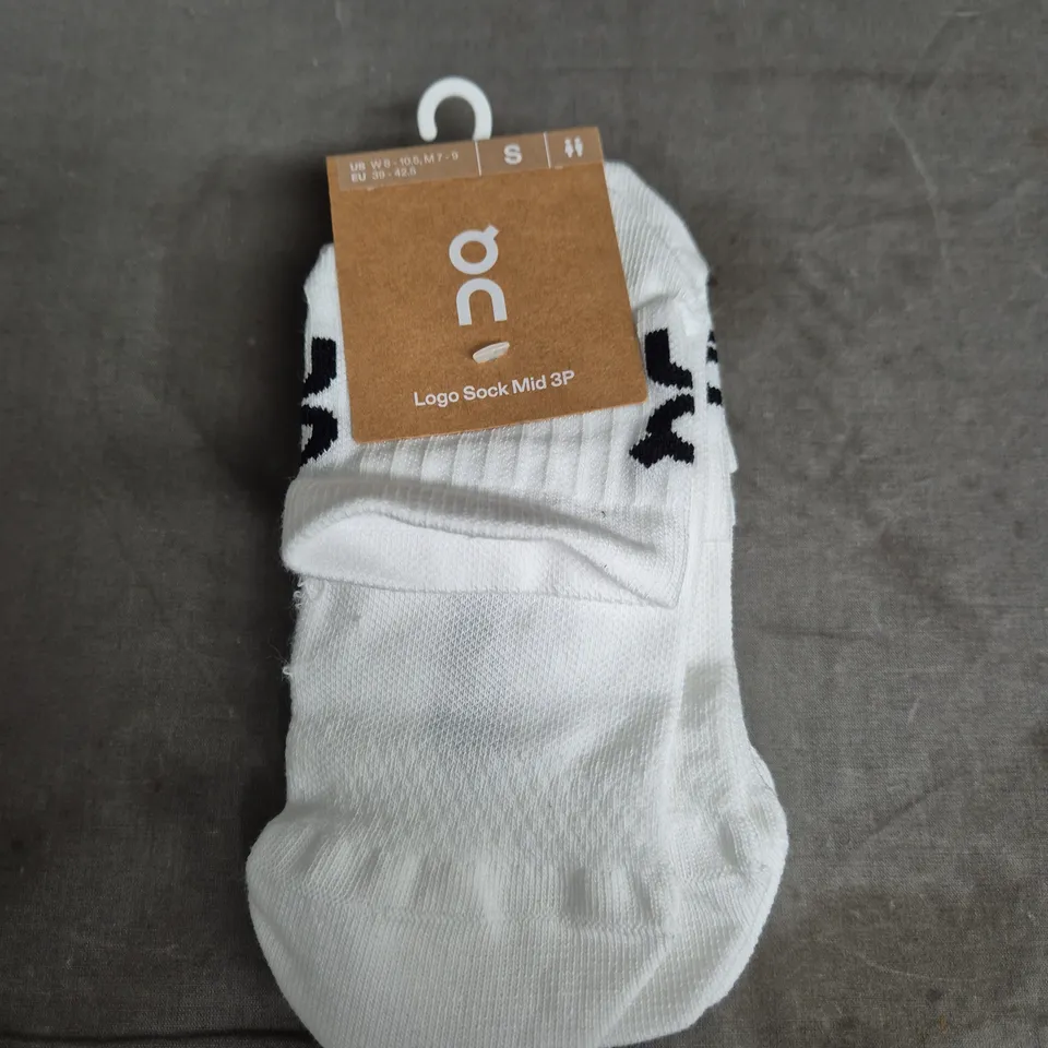 ON LOGO SOCK MID 3P – WHITE, SIZE S (3 PACK)