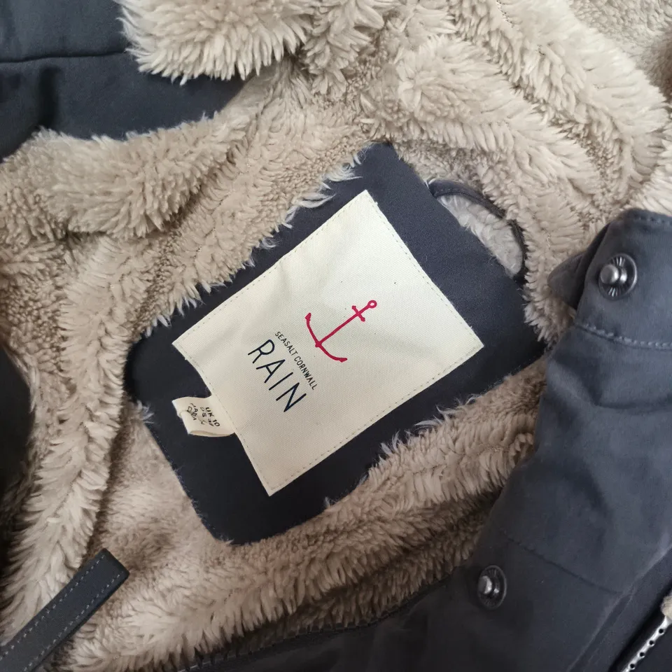 SEASALT CORNWALL RAIN LINED COAT IN DARK GREY - UK 10