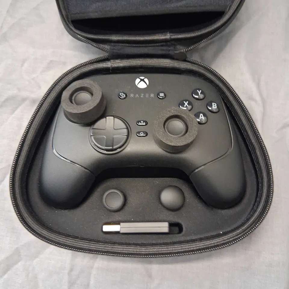 BOXED RAZER WOLVERINE V3 PRO WIRELESS ESPORTS CONTROLLER FOR XBOX & PC