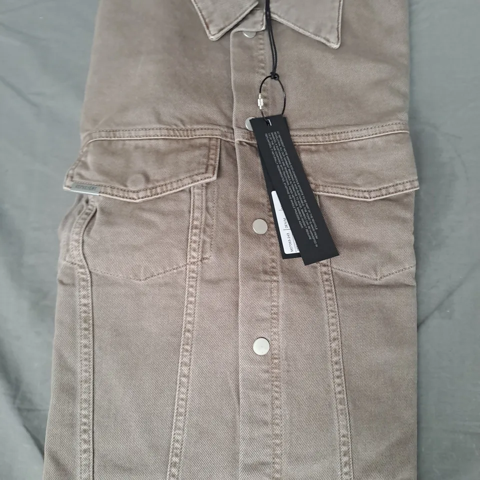 REPRESENT DENIM JACKET IN MUSHROOM SIZE XL