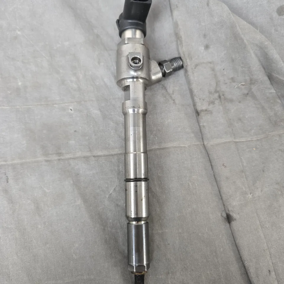 UNBRANDED FUEL INJECTOR 
