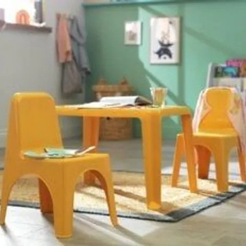 BOXED ELEMENTS KIDS GRIFFIN PLAY TABLE AND STOOL SET - YELLOW (1 BOX)