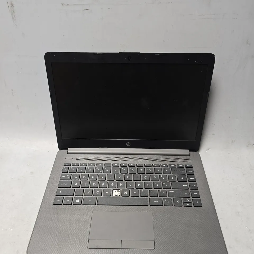 HP 240 G7 LAPTOP 