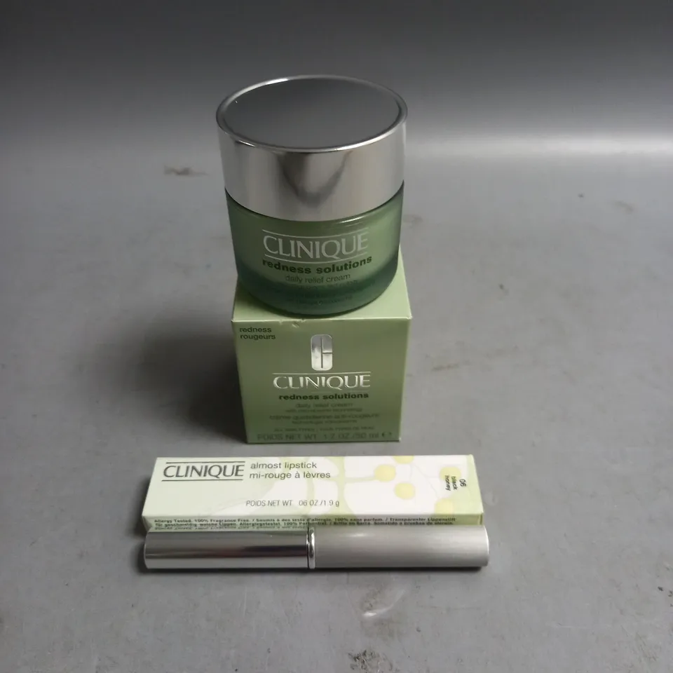 BOXED CLINIQUE REDNESS SOLUTIONS DAILY RELIEF CREAM 50ML AND ALMOST LIPSTICK BLACK HONEY 1.9G