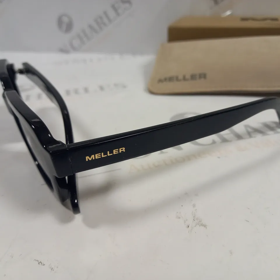 BOXED PAIR OF MELLER CHUNKY FRAMED GLASSES