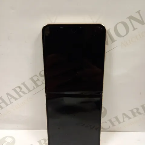 SAMSUNG GALAXY Z FLIP 4 SMARTPHONE