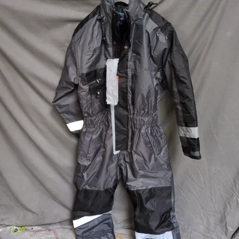 PORTWEST WINTER COVERALL IN GREY - MEDIUM