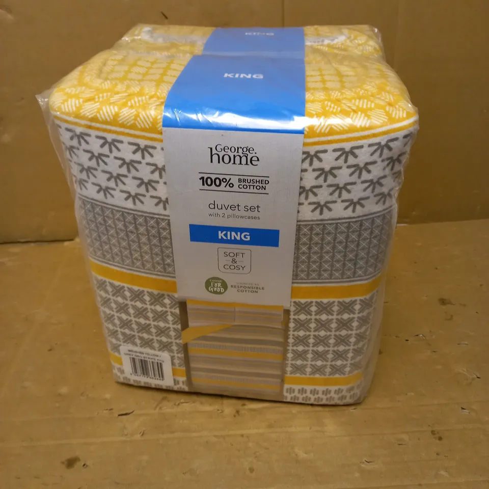 BOX OF 4 BRAND NEW GEORGE HOME COTTON KINGSIZE YELLOW/GREY DUVET SET