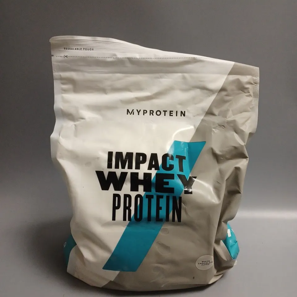 SEALED MYPROTEIN IMPACT WHEY PROTEIN - WHITE CHOCOLATE 2.5KG