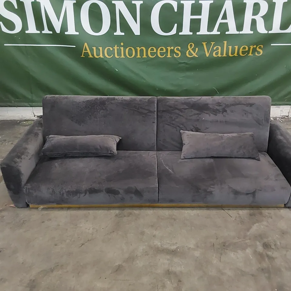 DESIGNER MACEK 3 SEATER CLIC CLAC SOFA BED