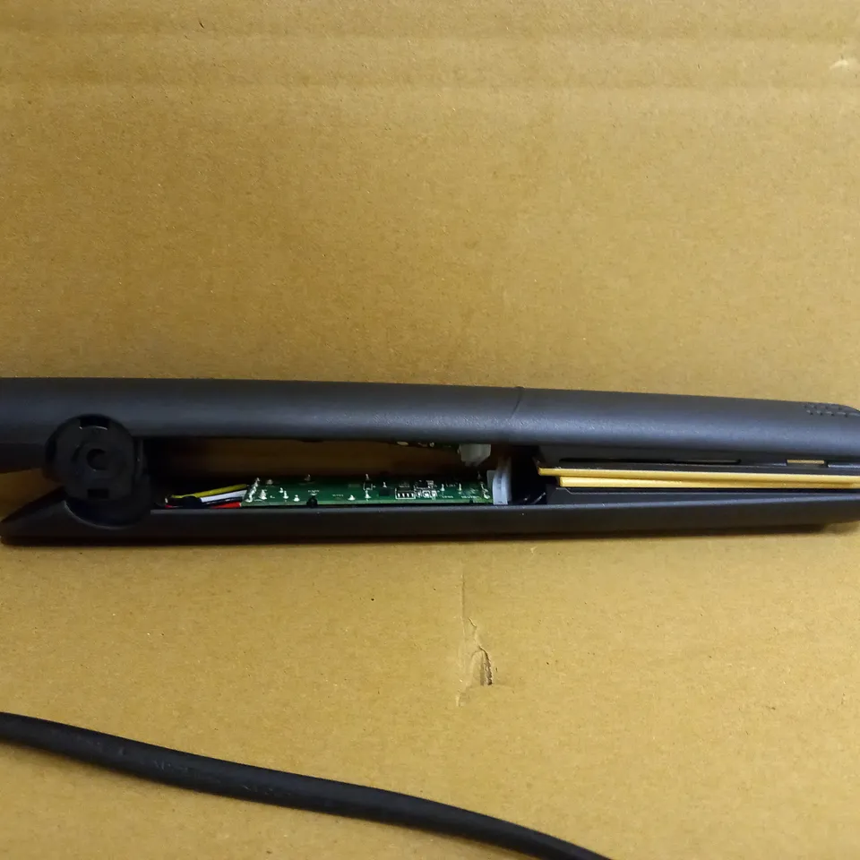 GHD ORIGINAL STYLER HAIR STRAIGHTENERS IN BLACK