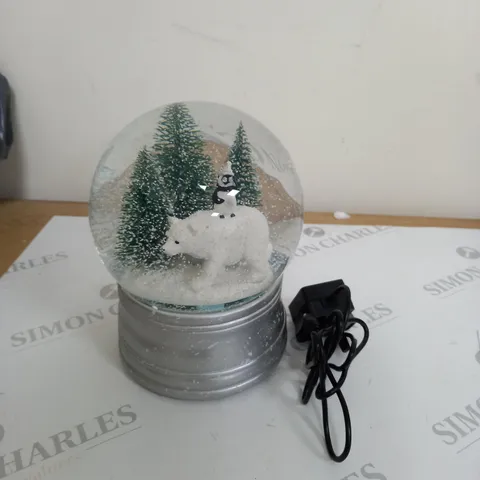 SANTA EXPRESS CHRISTMAS CHARACTER MUSICAL WATER SPINNER POLAR BEAR