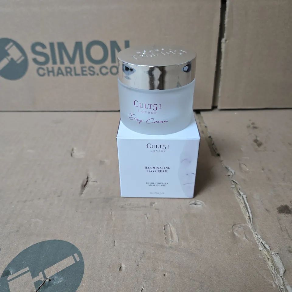 CULT51 LONDON ILLUMINATING DAY CREAM 50ML BOXED