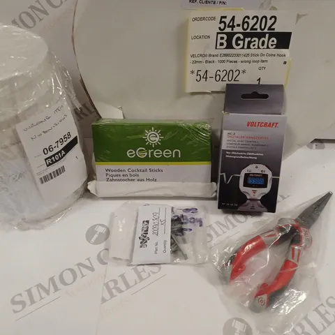 LOT OF 6 ASSORTED ITEMS TO INCLUDE DIGITAL HAND COUNTER, PLASTIC BRUSH SAUCERS AND PLIERS