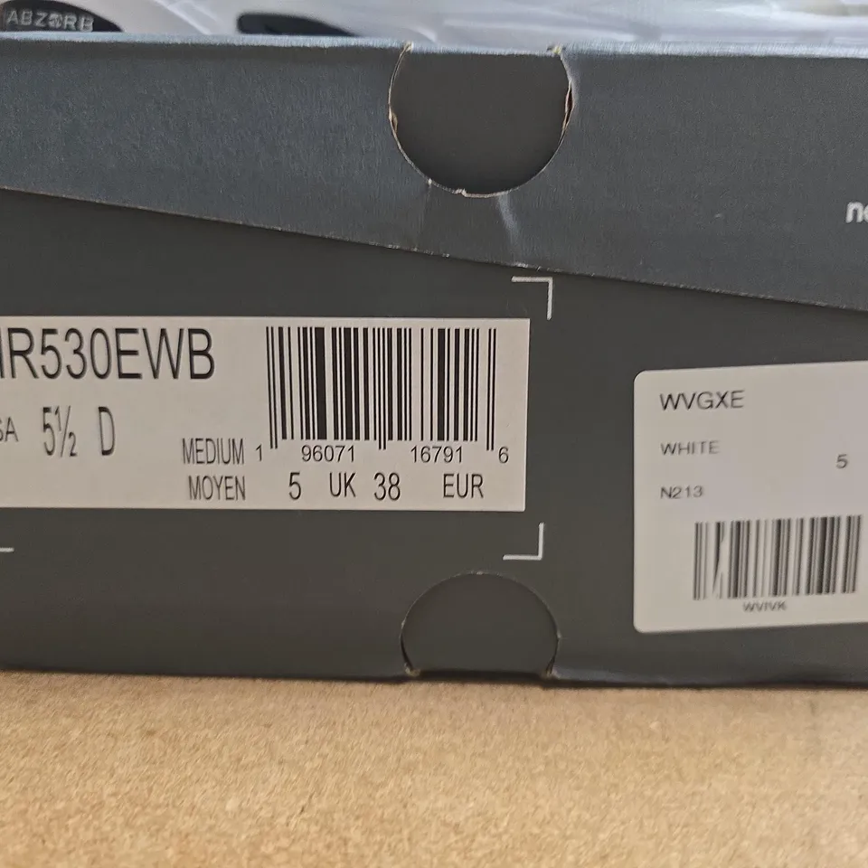 BOXED PAIR OF NEW BALANCE MR530 RUNNING SHOES – WHITE/BLACK, UK 5.5