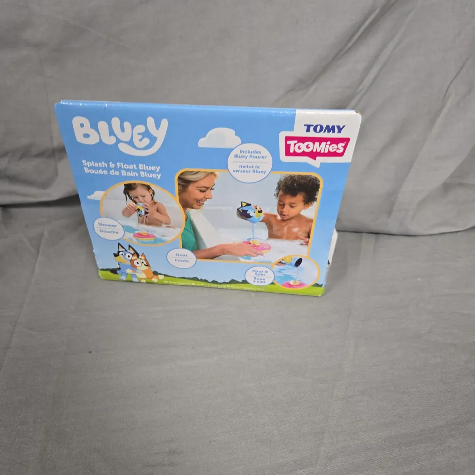 Tomy Bluey Splash & Float Bath Toy – One Size