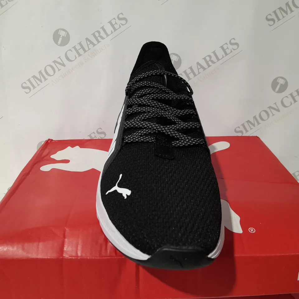 PUMA SOFTRIDE PREMIER SLIP ON - SIZE 8