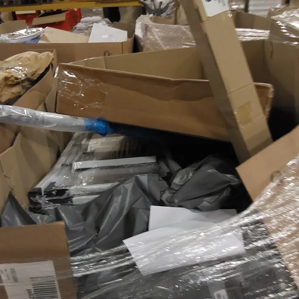 PALLET TO CONTAIN ASSORTED HOUSEHOLD ITEMS AND CONSUMER PRODUCTS. INCLUDING 2-STEP ANTI-SLIP LADDERS, BOXED FURNITURE ETC