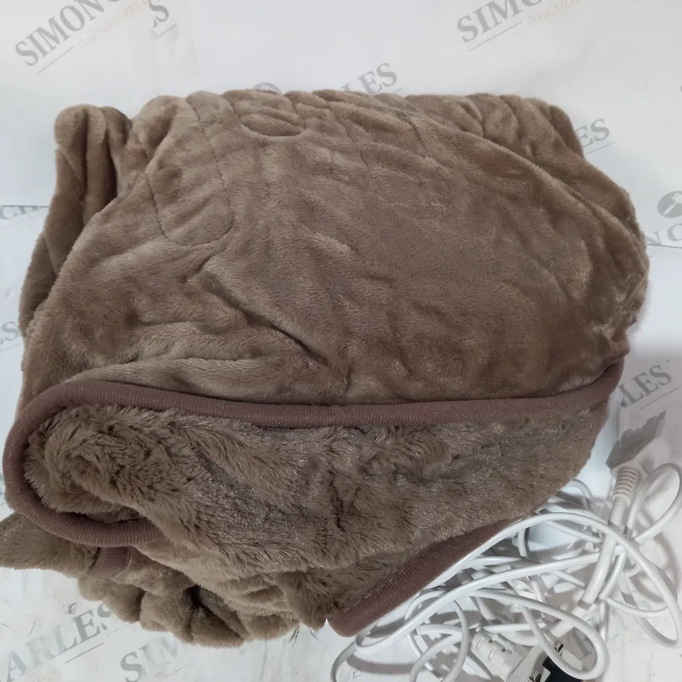 BOXED COZEE HOME VELVETSOFT HEATED THROW IN DARK TAUPE
