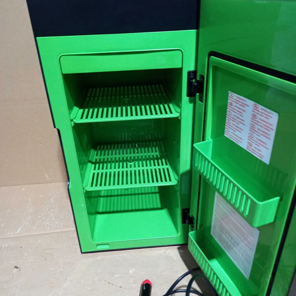 XBOX SERIES X THEMED MINI FRIDGE 