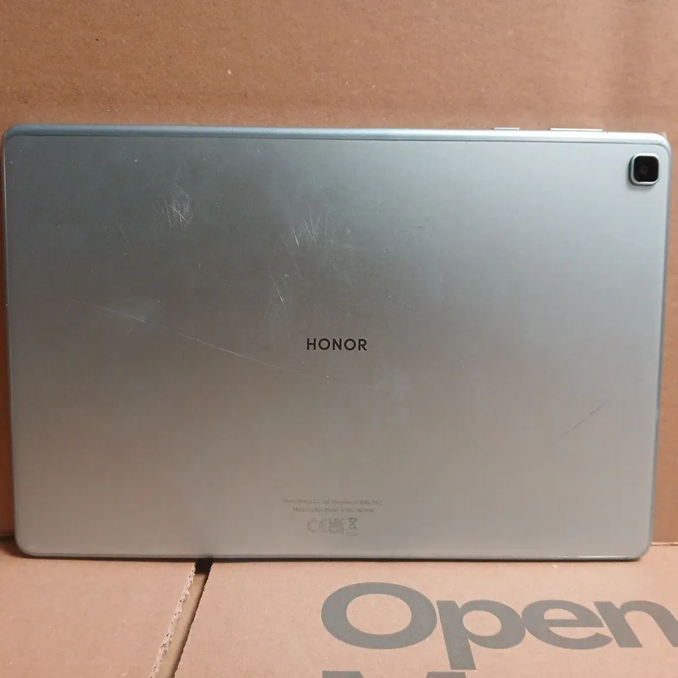 HONOR AGM3-W09HN TABLET