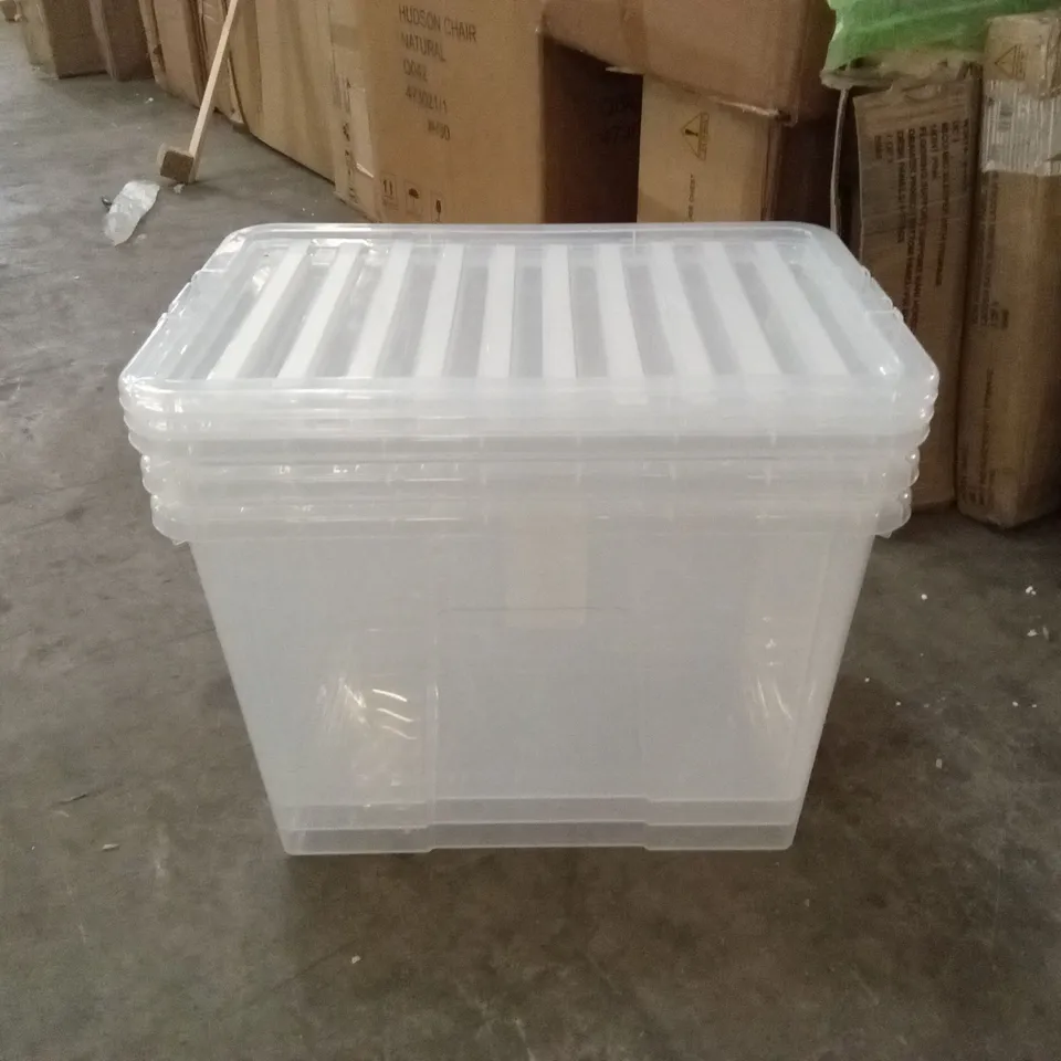 SET OF PLASTIC STORAGE BOXES