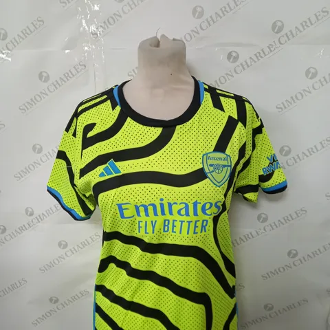 ARSENAL FC AWAY SHIRT AND SHIRTS SIZE 28