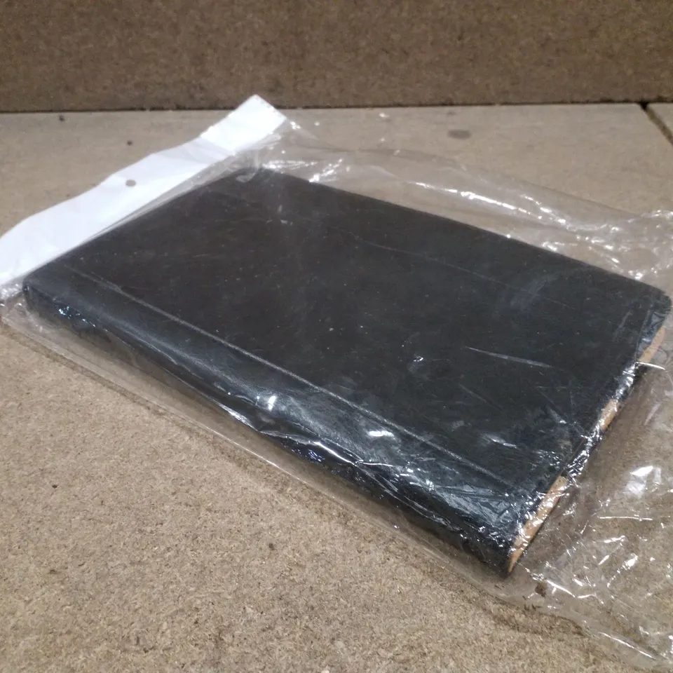 2 ASSORTED NONFUNCTIONAL TABLETS & TABLET CASE