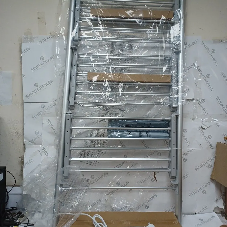 BOXED OUTLET ORGANISED OPTIONS 3 TIER HEATED AIRER WITH 21M DRYING SPACE - COLLECTION ONLY