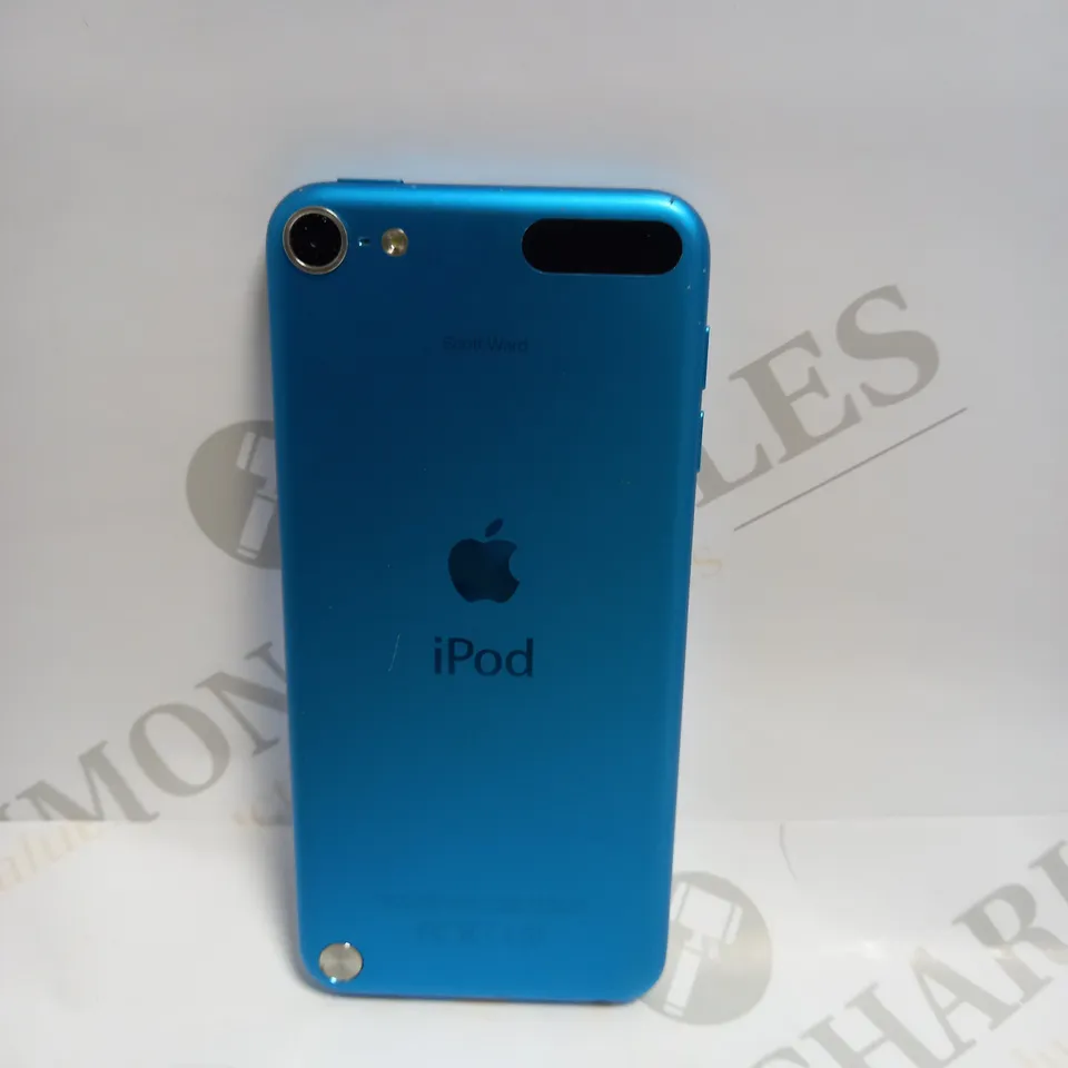 APPLE IPOD TOUCH - BLUE