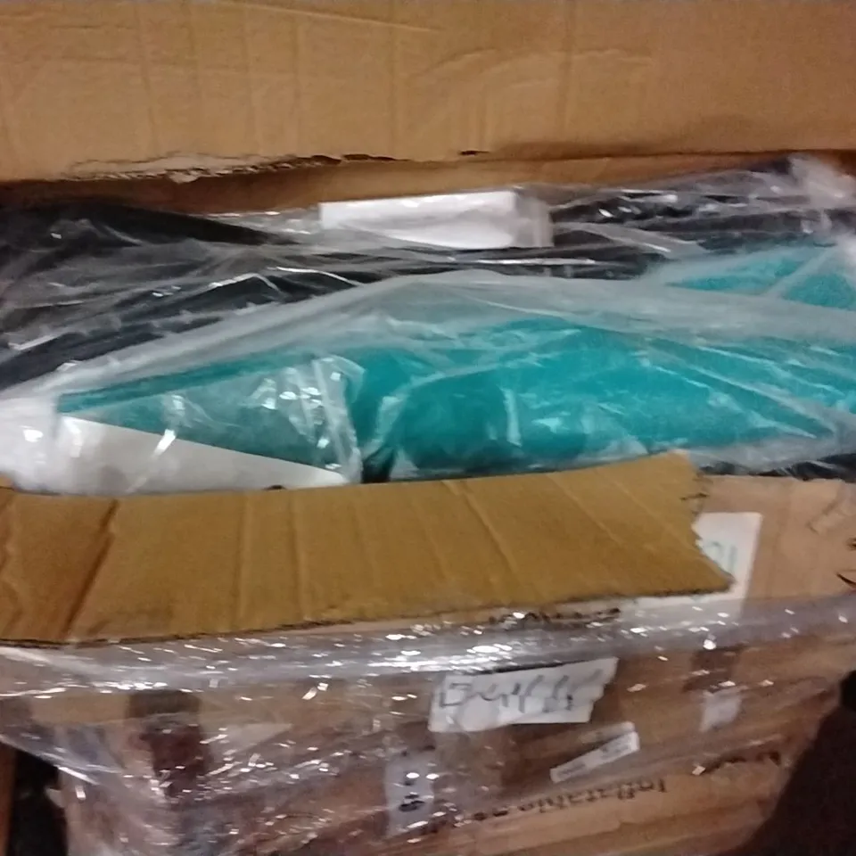PALLET CONTAINING APPROXIMATELY 10 INFLATABLE PADDLE BOARDS ACCESSORIES MAY BE MISSING MODEL NUMBERS VARY