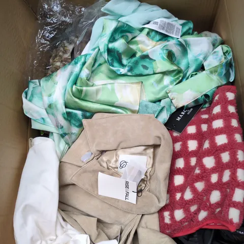 LARGE BOX OF APPROXIMATELY 25 ASSORTED CLOTHING ITEMS IN VARIOUS COLOURS, STYLES AND SIZES - COLLECTION ONLY