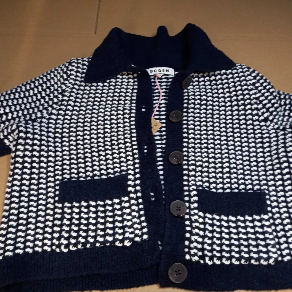 BODEN SHORT SLEEVE CROPPED CARDIGAN IN NAVY/WHITE - XS