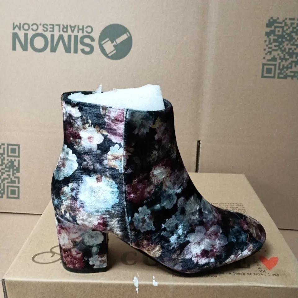 BOXED PAIR OF SHOECOLATE FLORAL PRINT ANKLE BOOTS – SIZE 36