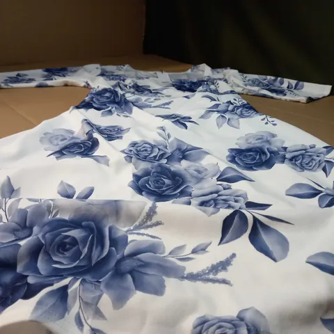 YOURS LONDON WHITE/BLUE FLORAL PRINT MIDI DRESS - SIZE 18