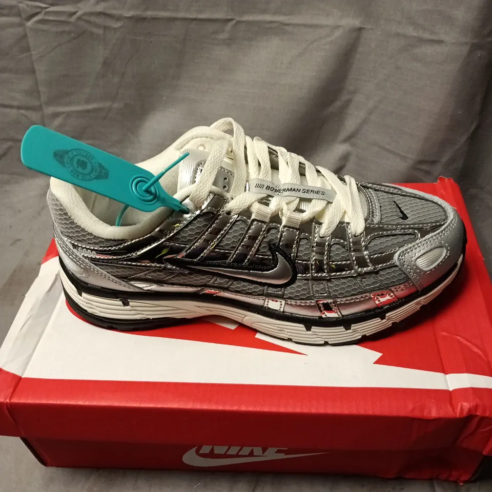 NIKE BOWERMAN SERIES RUNNING SHOES – SILVER/GREY SIZE 4.5