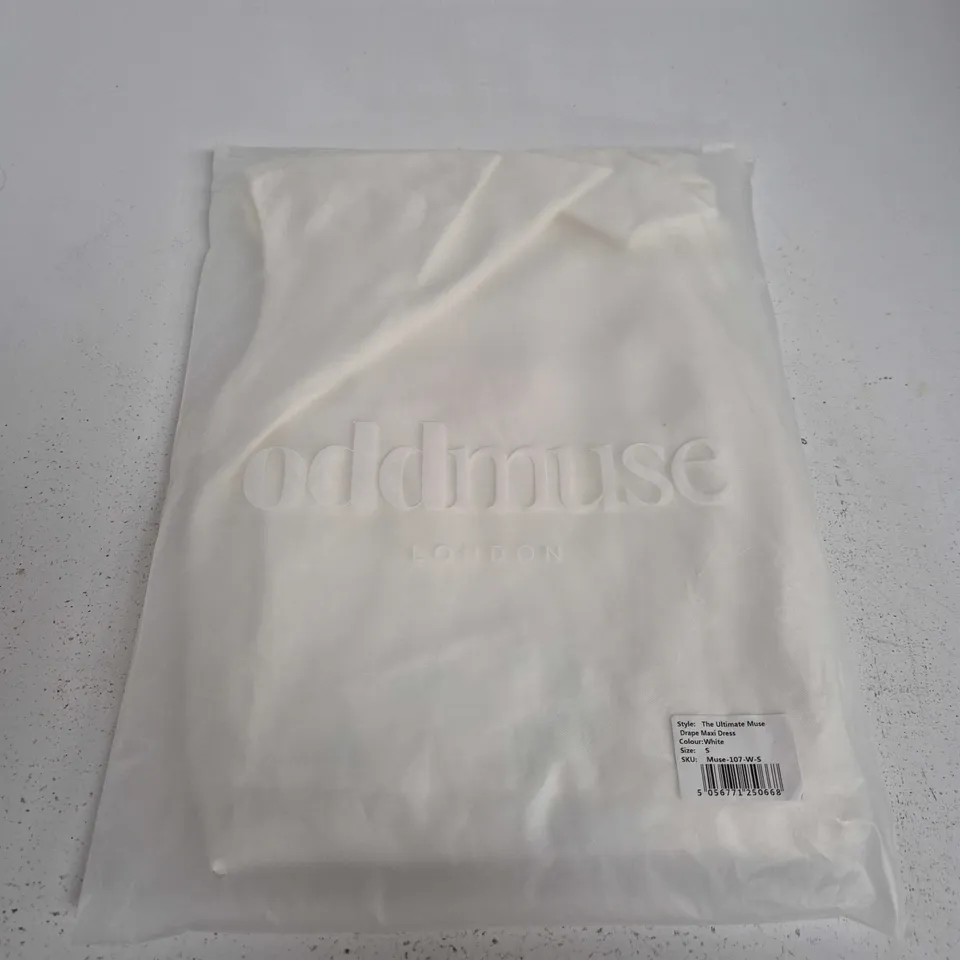 ODDMUSE THE ULTIMATE MUSE DRAPE MAXI DRESS – WHITE – UK SIZE S