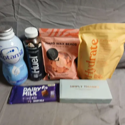 APPROXIMATELY 10 ASSORTED FOOD ITEMS TO INCLUDE -APTAMIL, HUEL AND DAIRY MILK