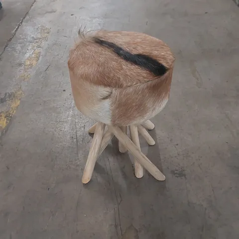 BOXED HOMESDIRECT365 GOATSKIN STOOL