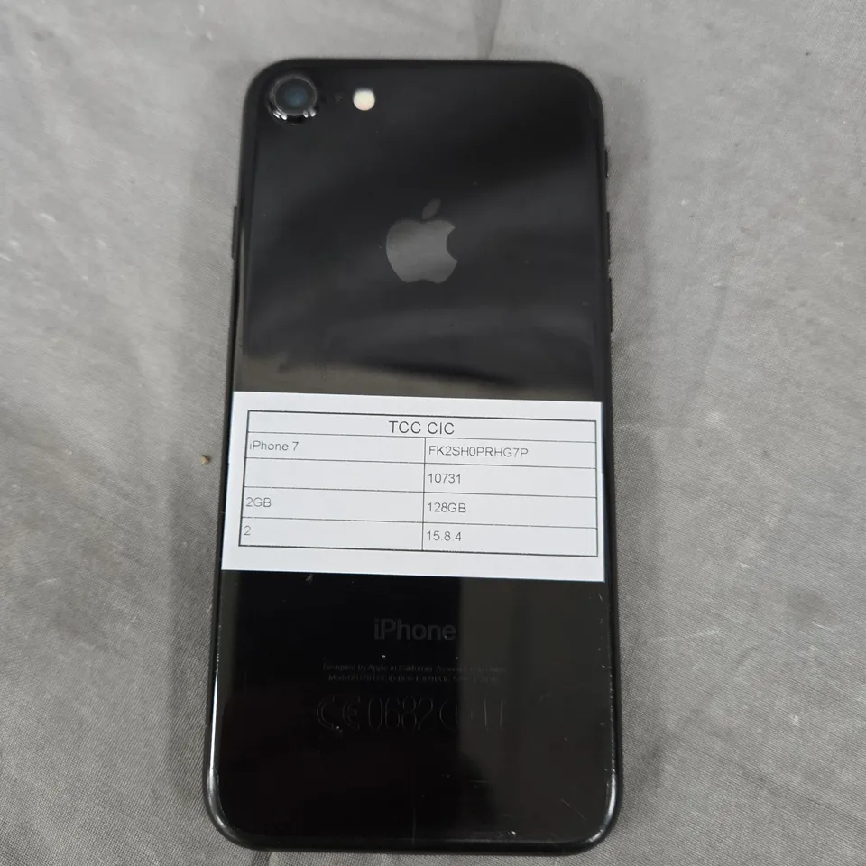 APPLE IPHONE 7 SMARTPHONE 