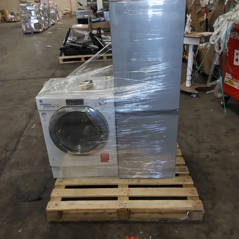 PALLET TO CONTAIN 2 ASSORTED KITCHEN APPLIANCES. INCLUDES RUSSELL HOBBS FRIDGE FREEZER & HOOVER H-WASH & DRY 300 LITE