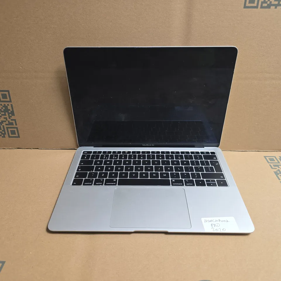 APPLE MACBOOK AIR A1932