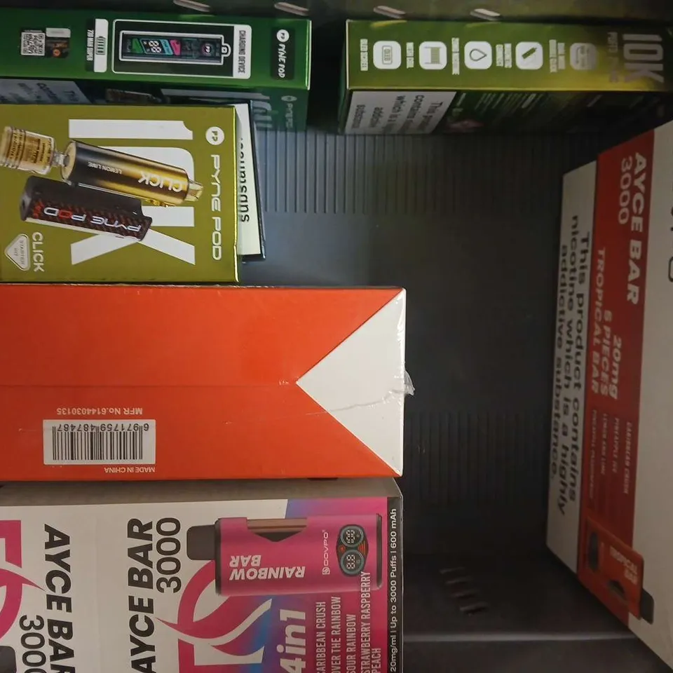 APPROXIAMTELY 10 ASSORTED VAPING PRODUCTS TO INCLUDE DOVPO, PYNE POD, ETC - COLLECTION ONLY