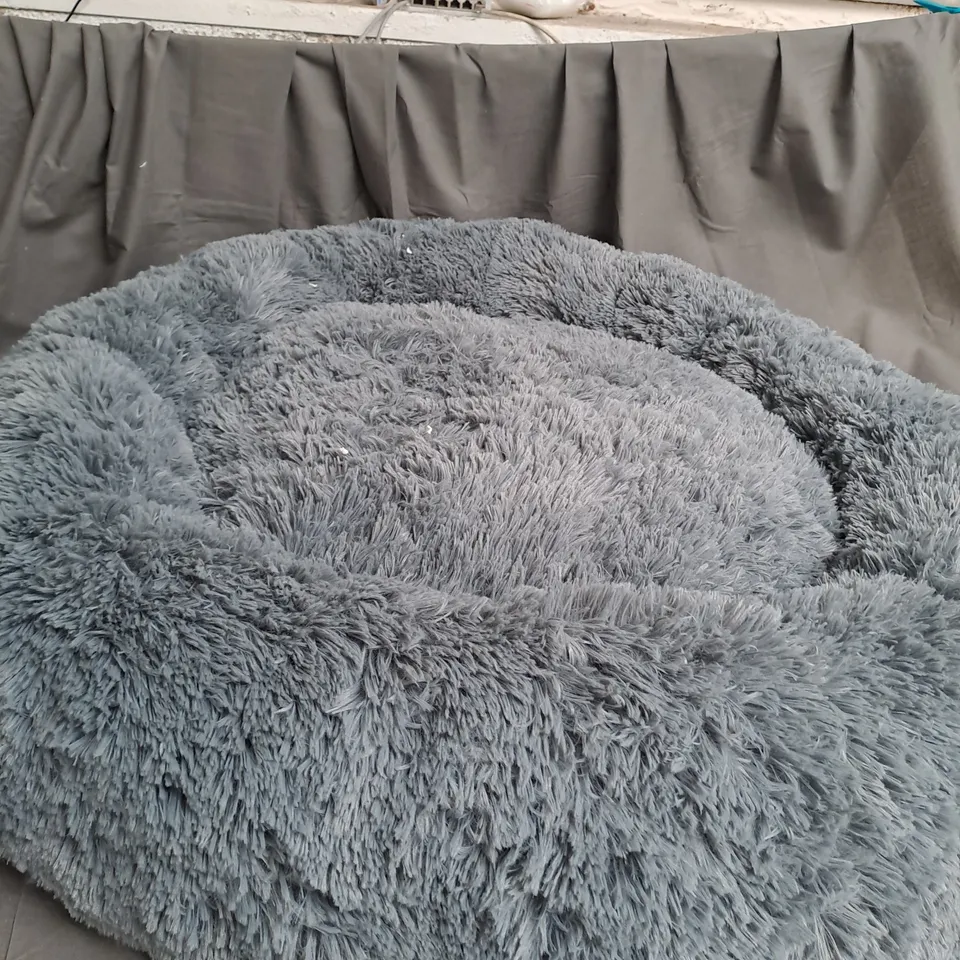COZEE PAWS ODOUROLOGY FLUFFY ROUND PET BED CHARCOAL LARGE