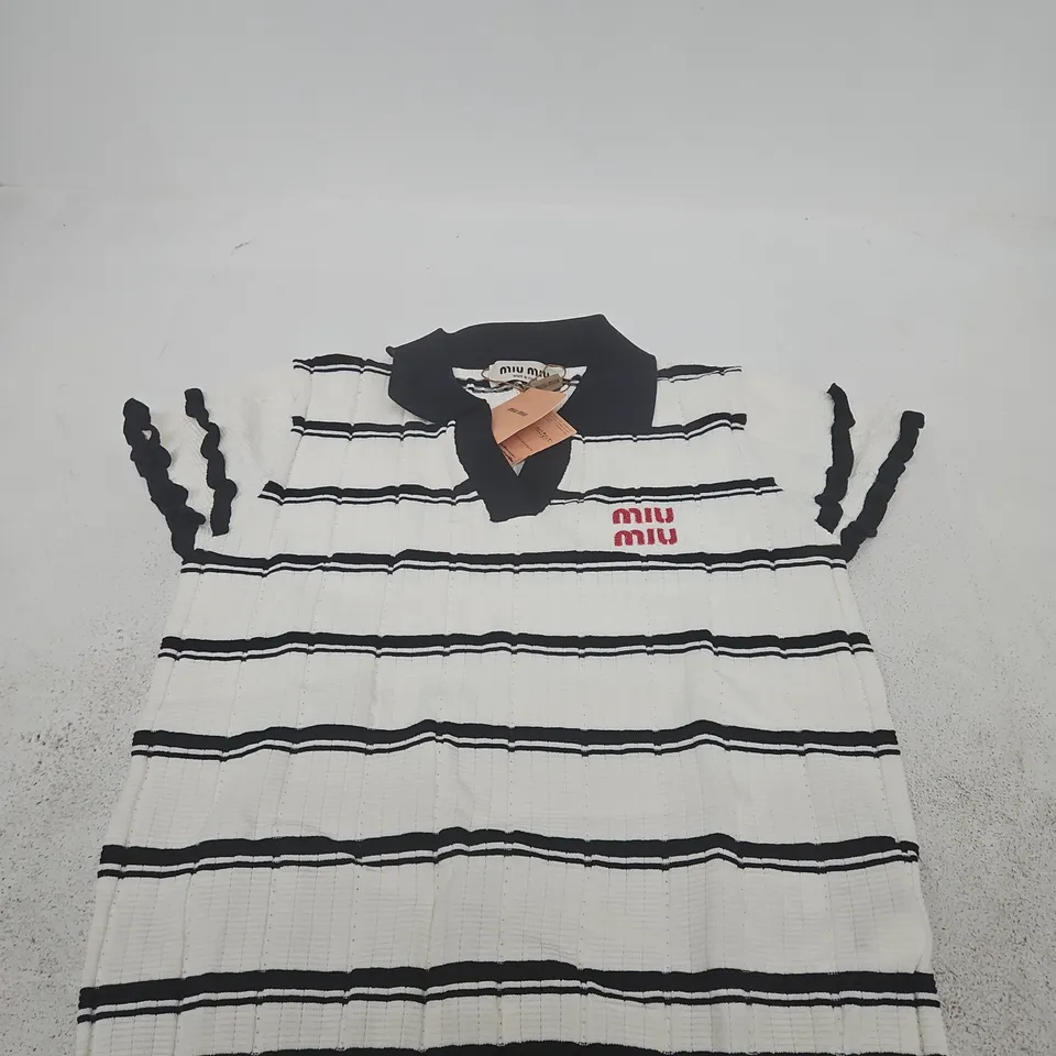 MIU MIU STRIPED KNIT TOP WITH BLACK COLLAR – SIZE UNSPECIFIED
