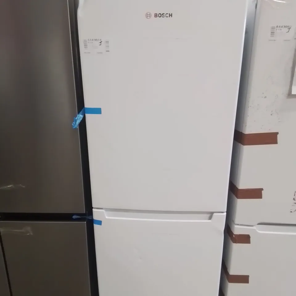 BOSCH KGN34NWEAG SERIE 2 FREESTANDING FRIDGE FREEZER - UNPROCESSED RAW RETURN 