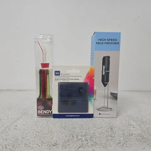APPROXIMATELY 10 ASSORTED HOUSEHOLD ITEMS TO INCLUDE WINE AERATOR, MILK FROTHER, ETC