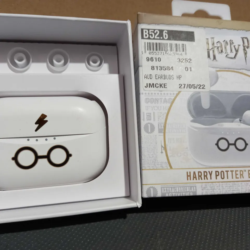 WIZARDING WORLD HARRY POTTER EARPODS 