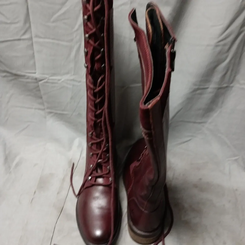 HUSH PUPPIES BURGUNDY LEATHER KNEE-HIGH BOOTS - LACE-UP WITH SIDE ZIP (WOMEN'S) PAIR - UK 6